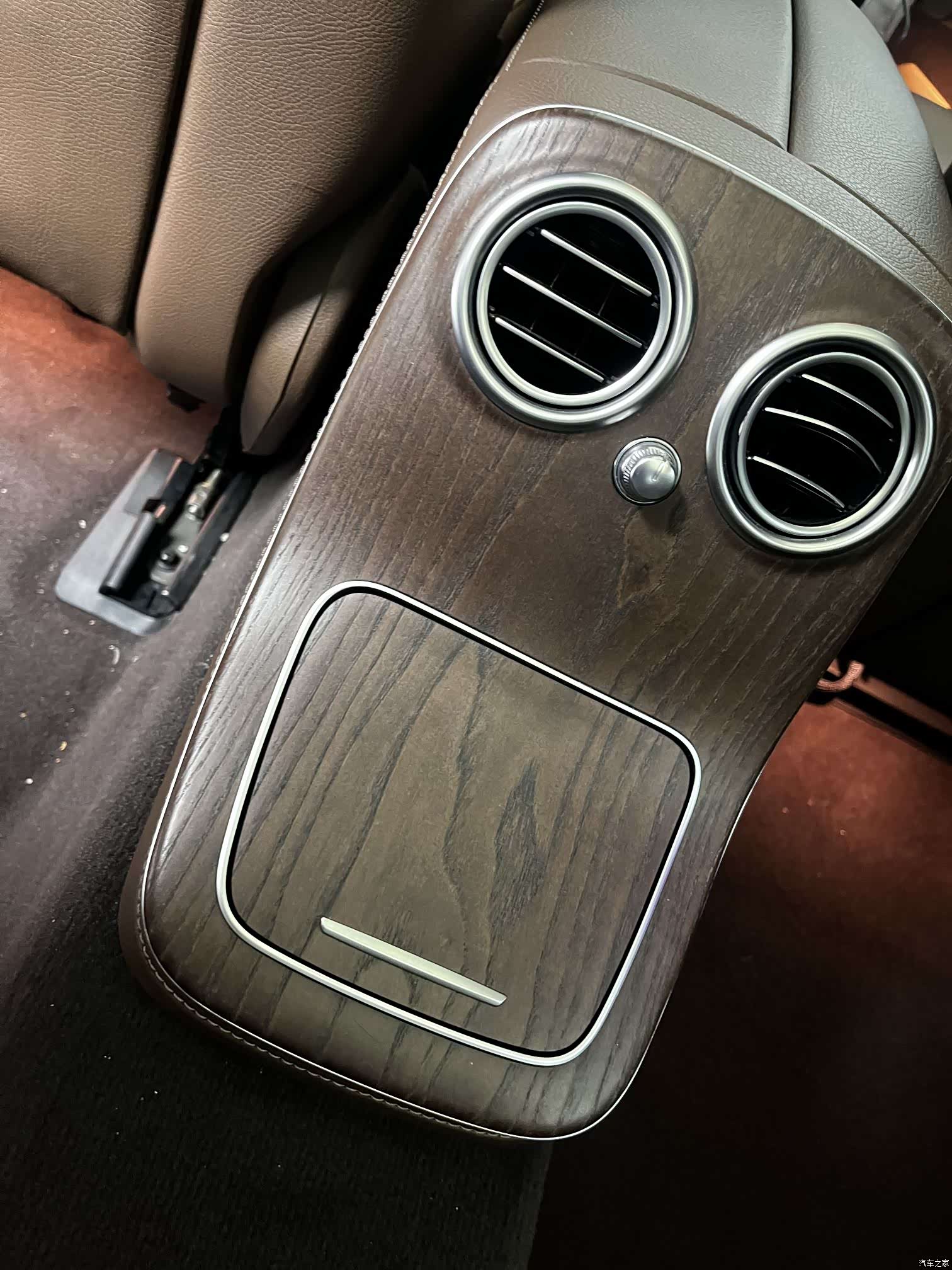 Mercedes-Benz E-Class, 2022 8