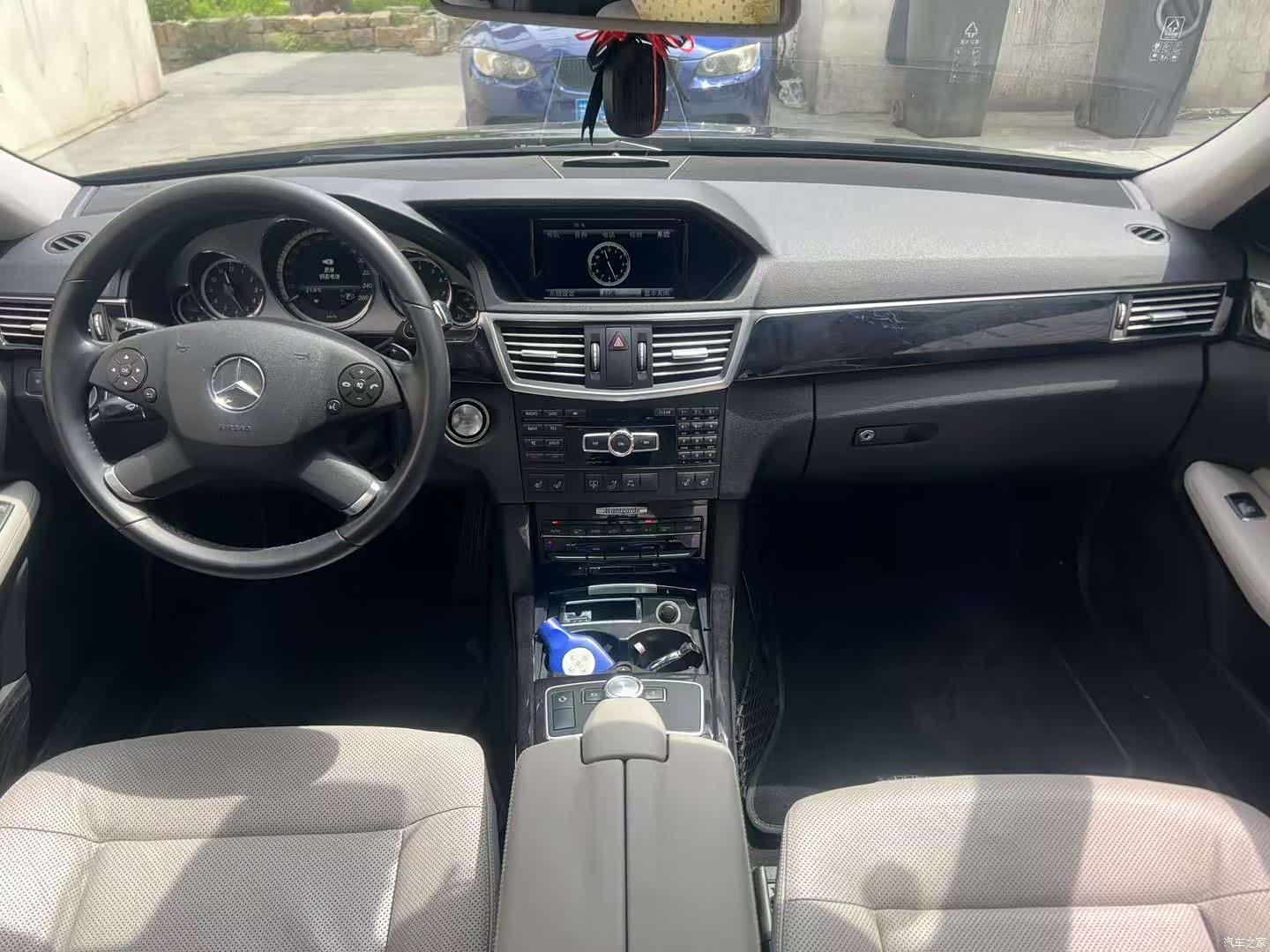 Mercedes-Benz E-Class, 2013 все фото