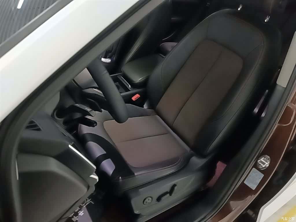 Audi Q5L, 2019 15