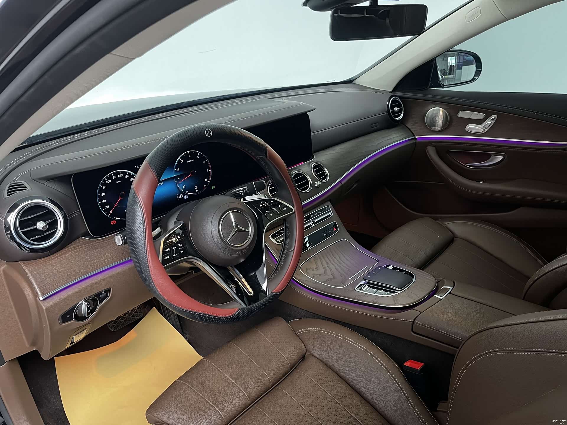 Mercedes-Benz E-Class, 2022 3