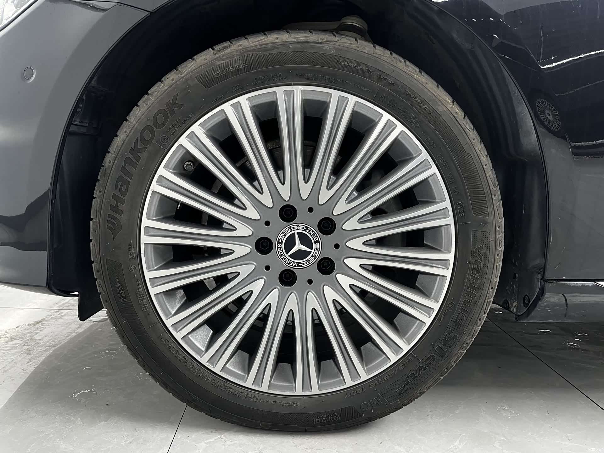 Mercedes-Benz E-Class, 2022 14
