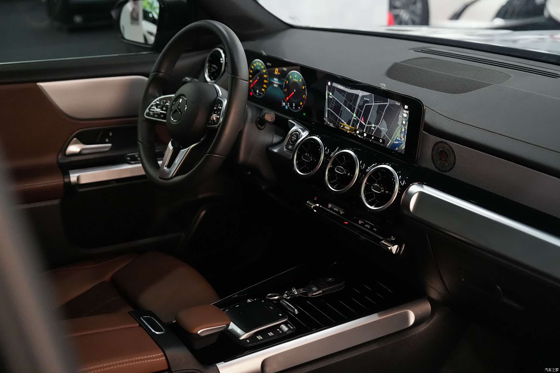 Mercedes-Benz GLB, 2022 22
