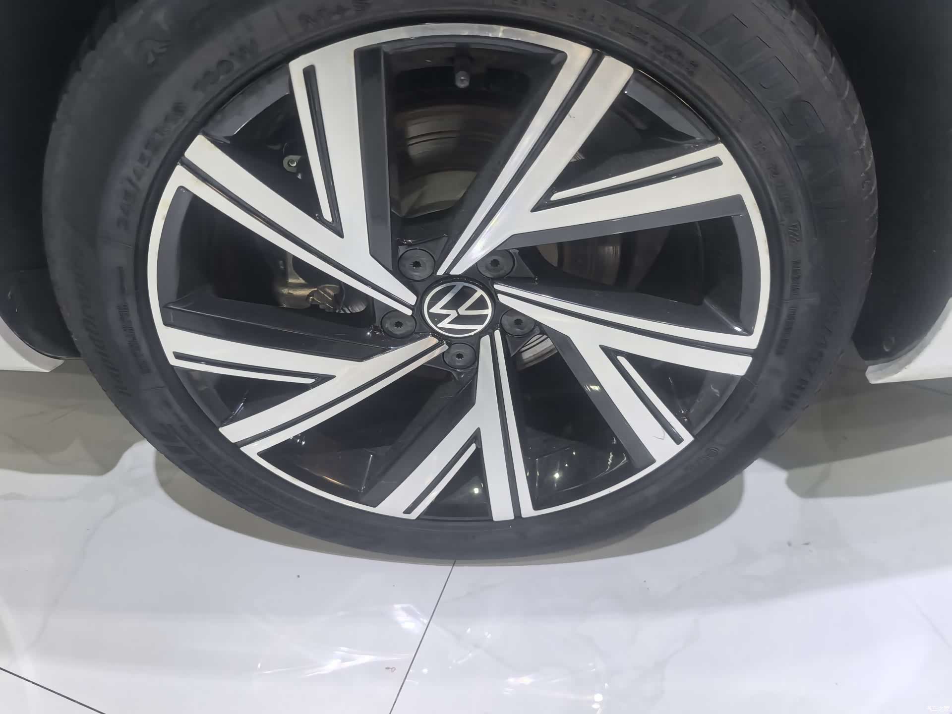 Volkswagen CC, 2019 6
