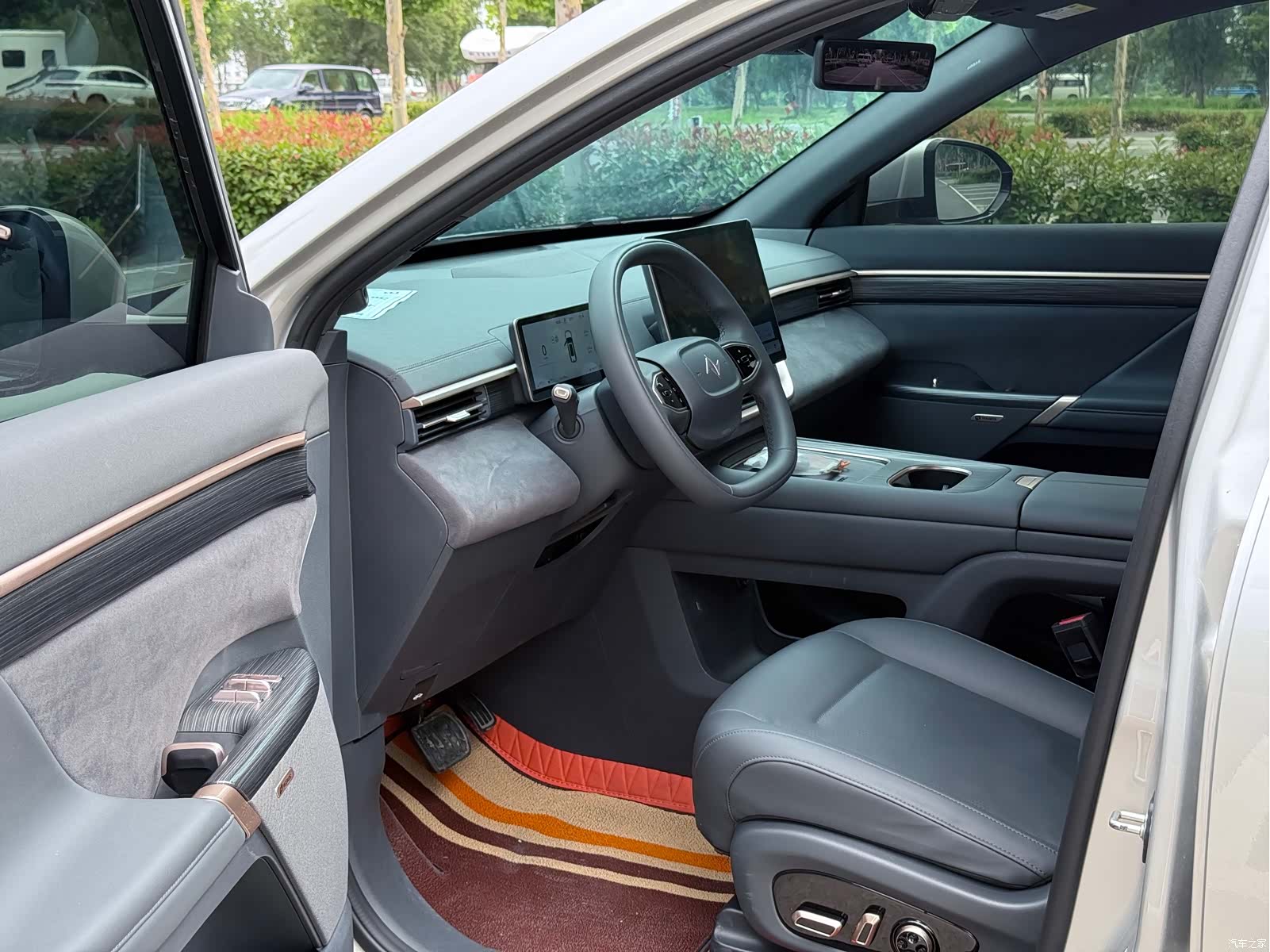 DongFeng eπ008, 2025 9