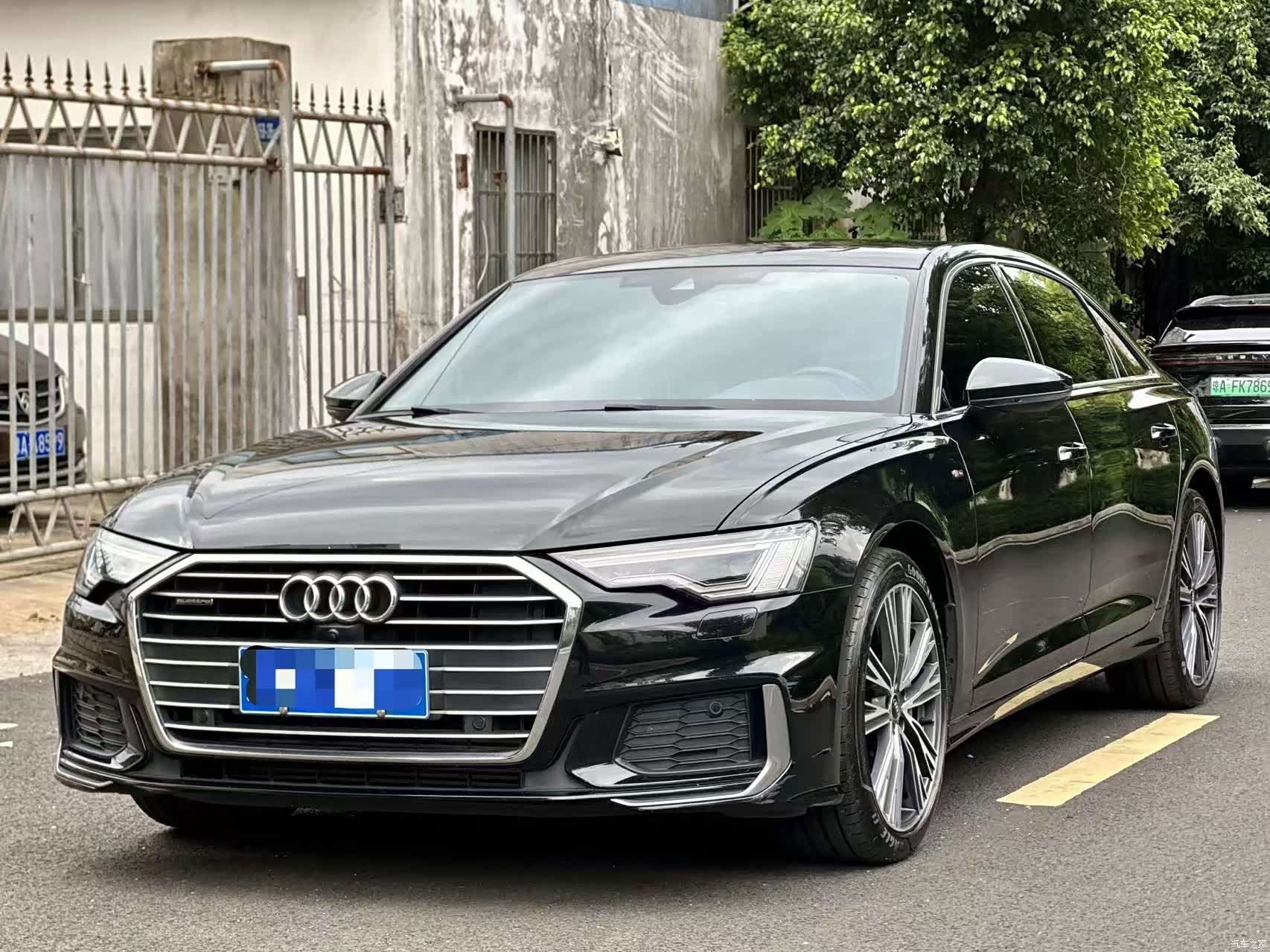 Audi A6L, 2022 3