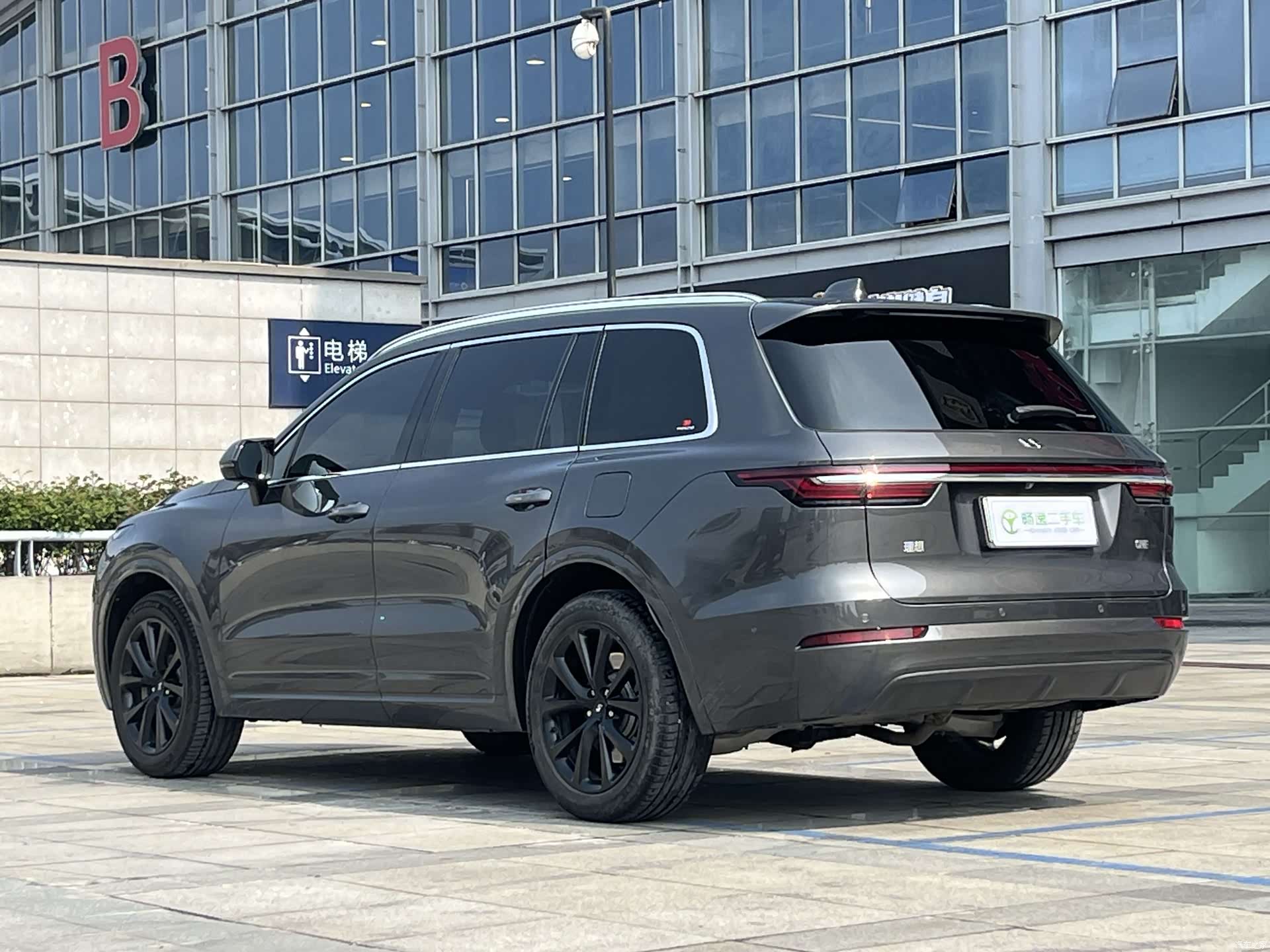 Li Auto ONE, 2022 13