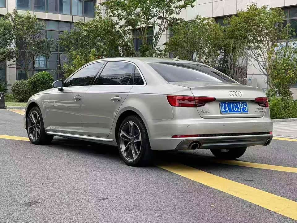 Audi A4L