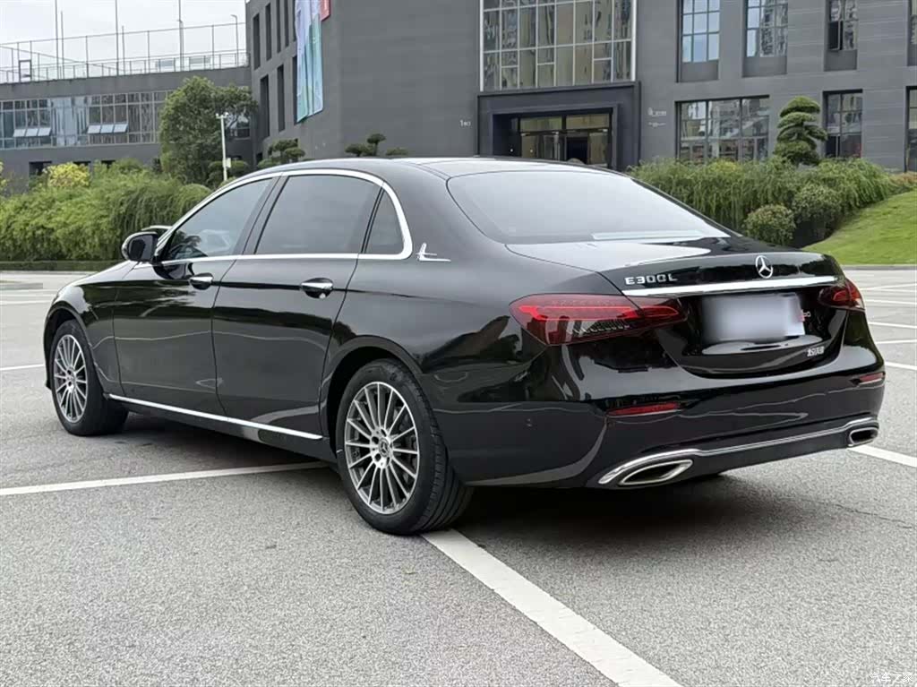 Mercedes-Benz E-Class, 2022 23