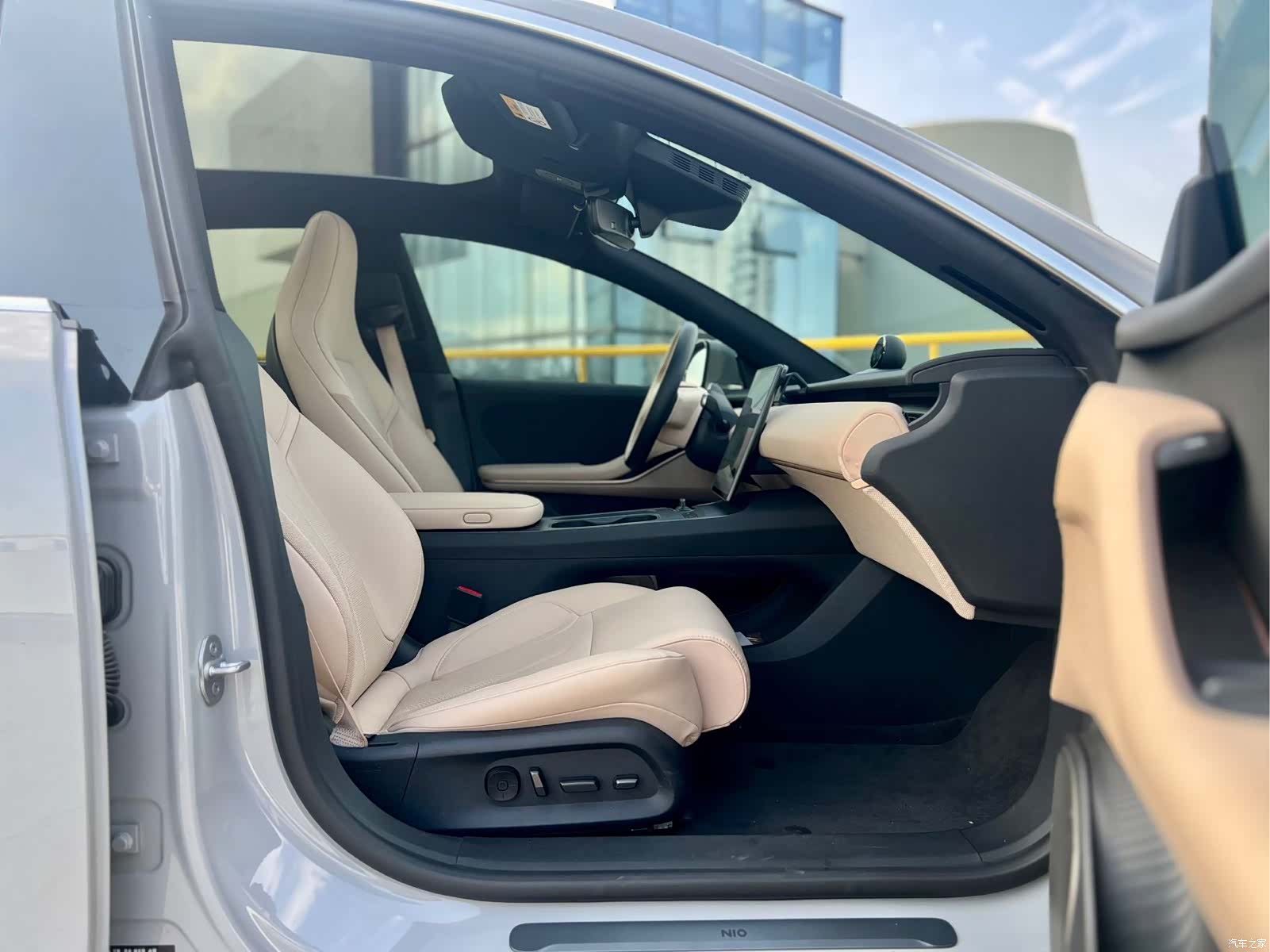 NIO ET5, 2024 10