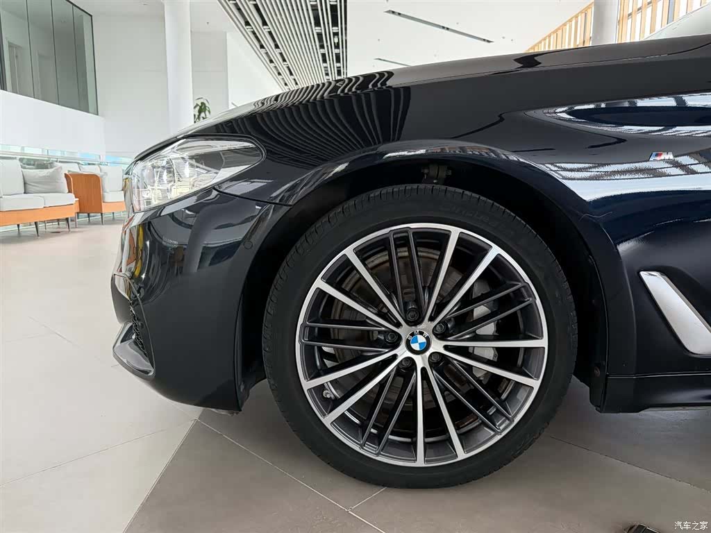 BMW 5 Series, 2020 9