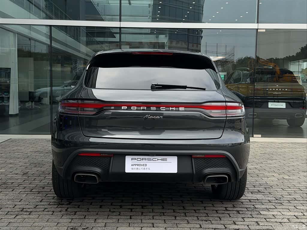 Porsche Macan, 2025 4