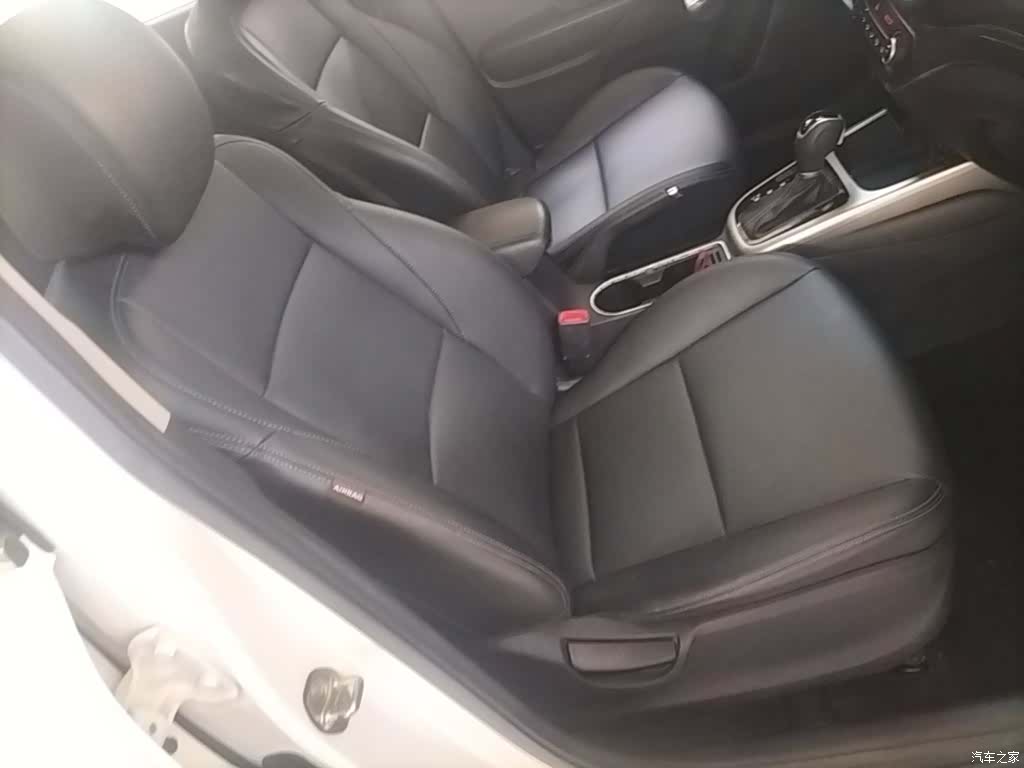 Kia KX3, 2016 25