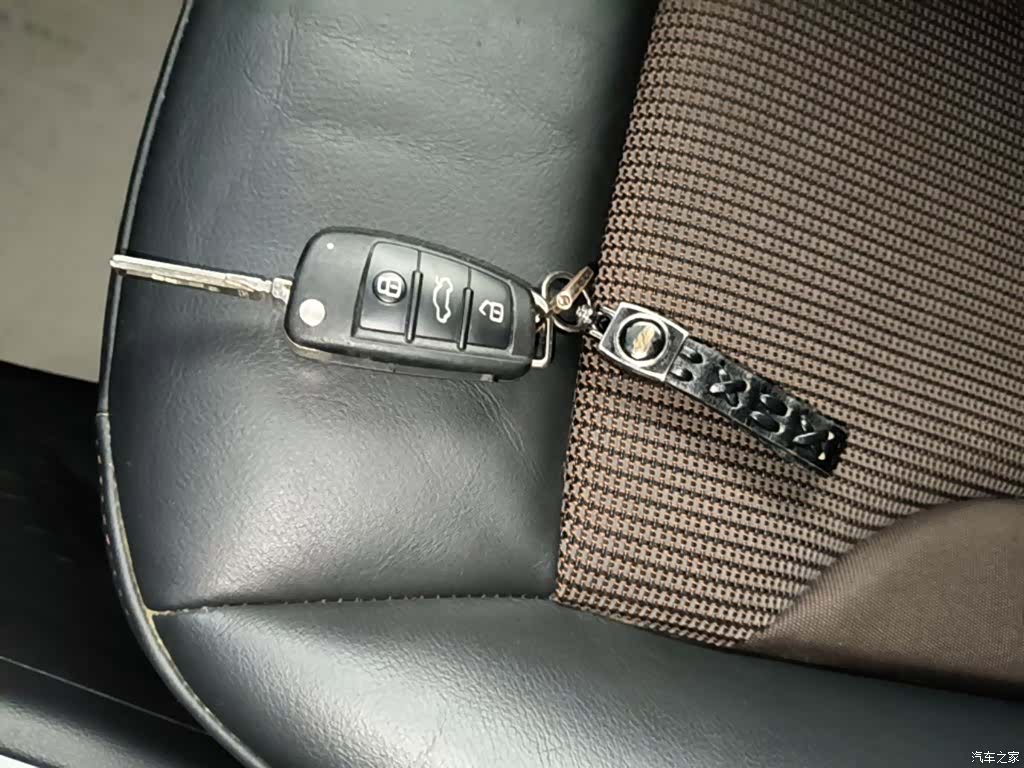Audi Q3, 2019 9