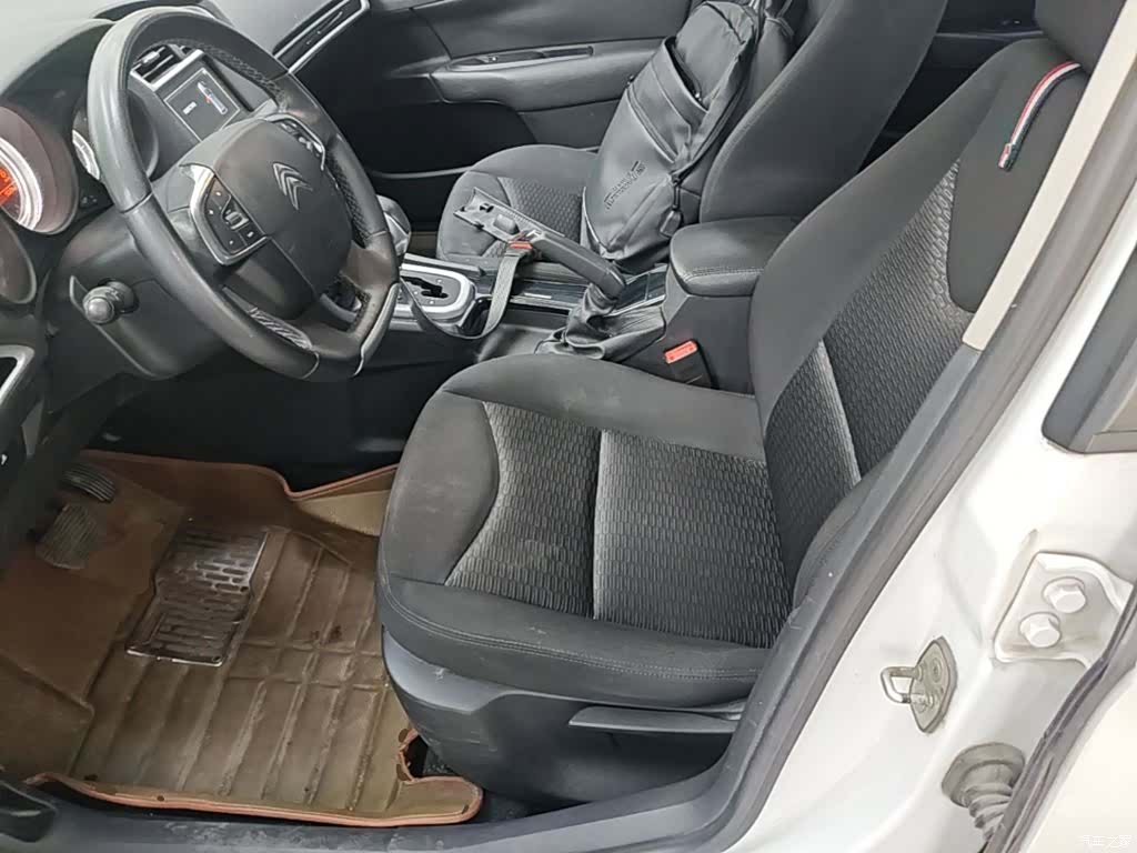 Citroen C4, 2015 15