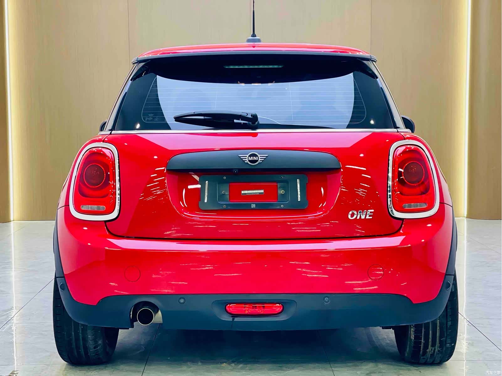 Mini ONE, 2021 4