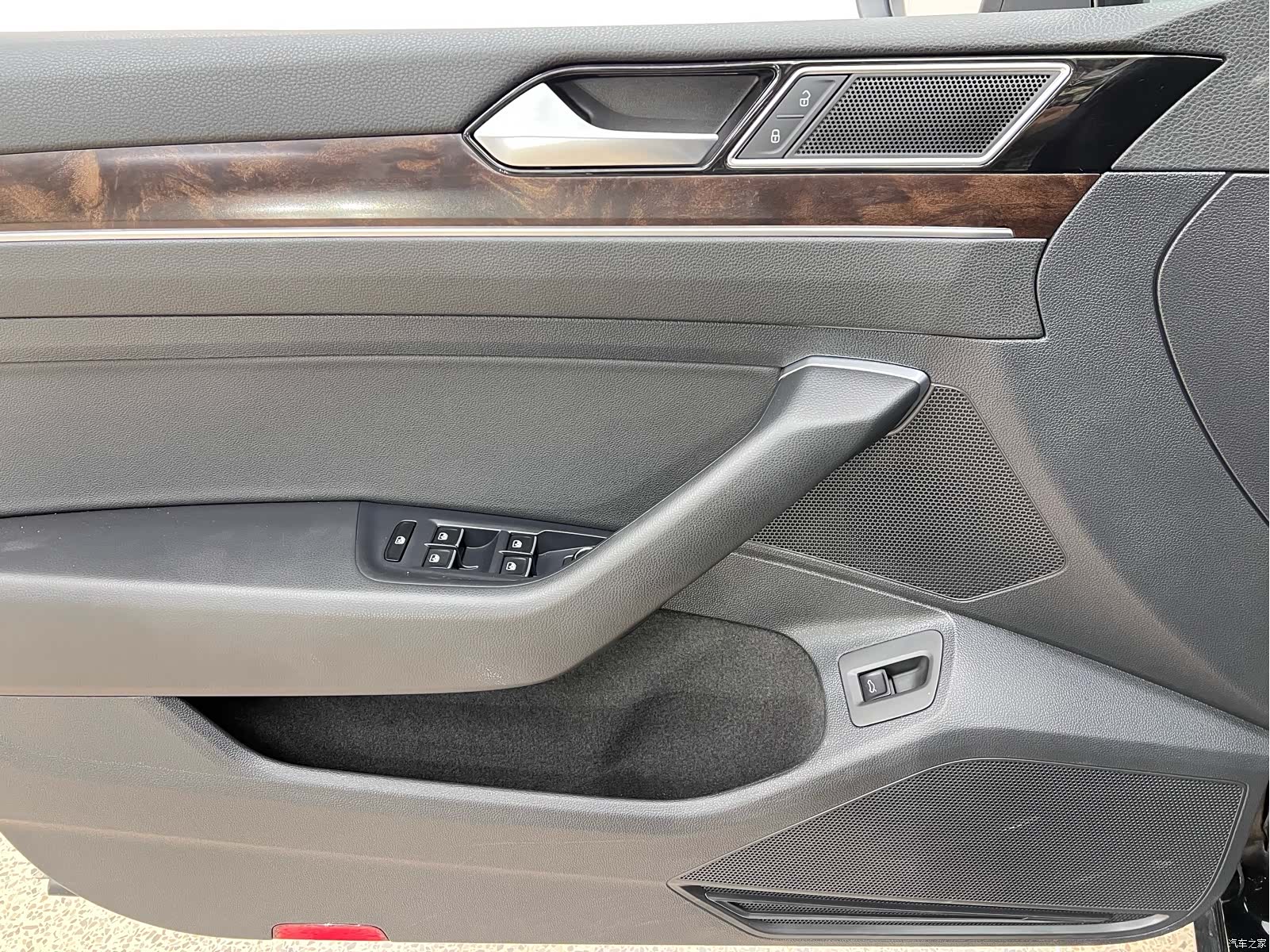 Volkswagen Magotan, 2018 12