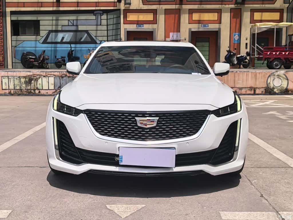 Cadillac CT5, 2022 2