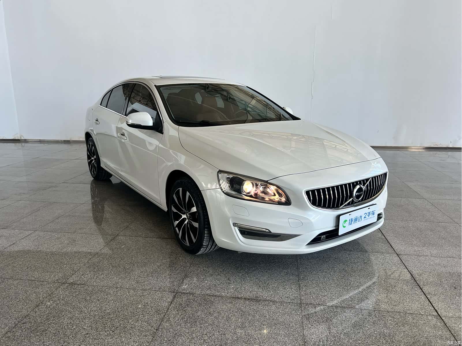 Volvo S60, 2020 4