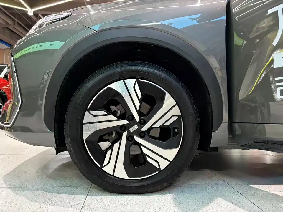 Geely Galaxy Galaxy E5