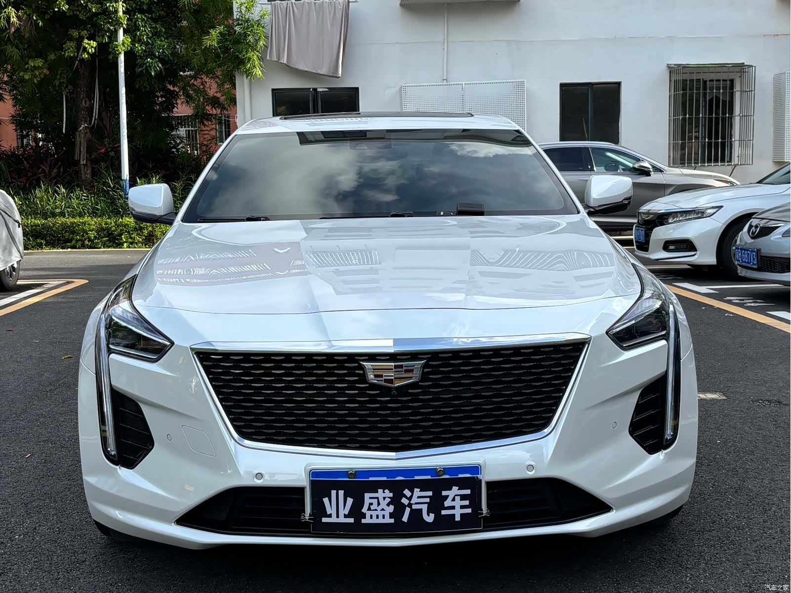 Cadillac CT6, 2022 3