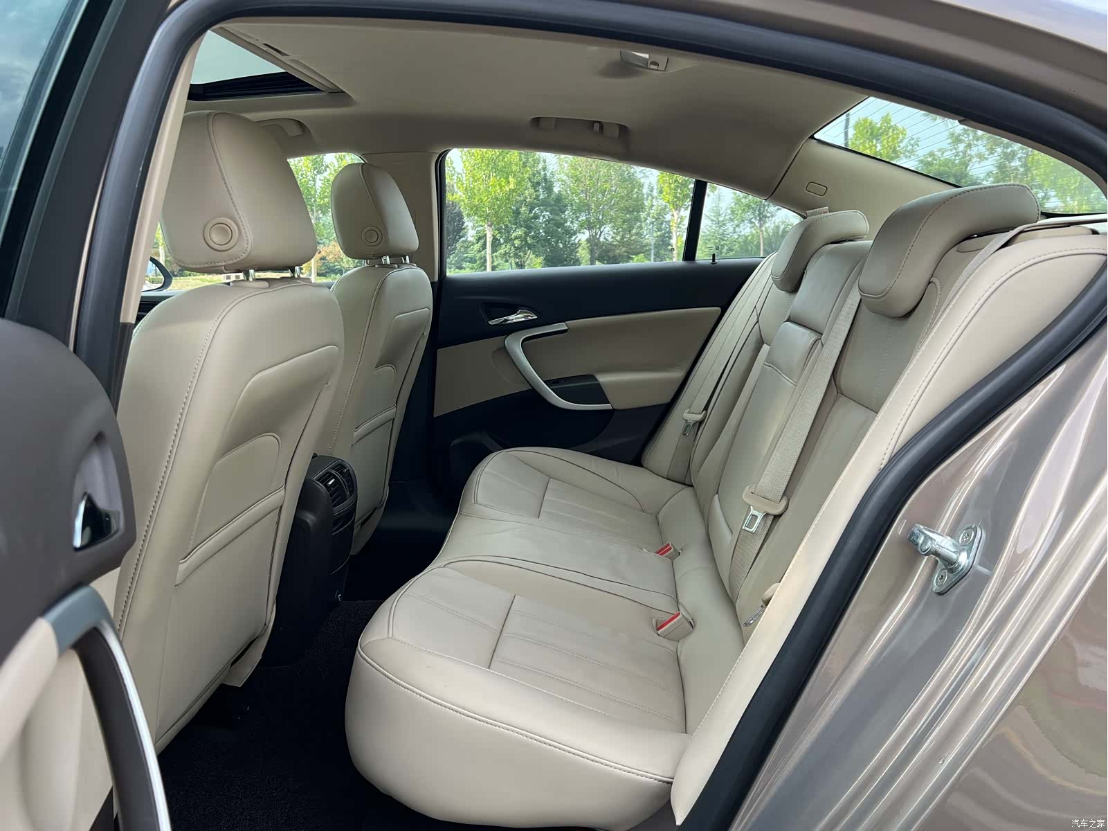 Buick Regal, 2016 15