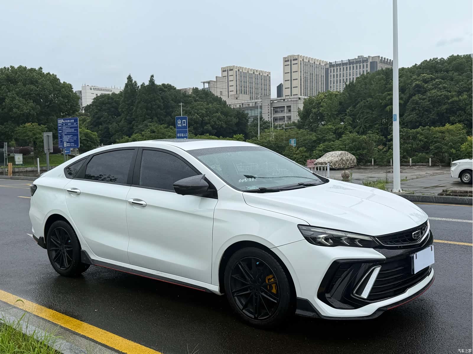 Geely Binray, 2023 3