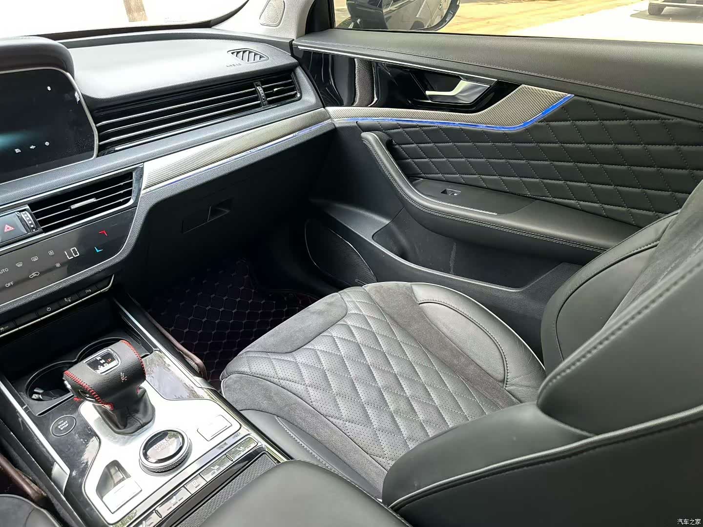 Hongqi HS5, 2021 4