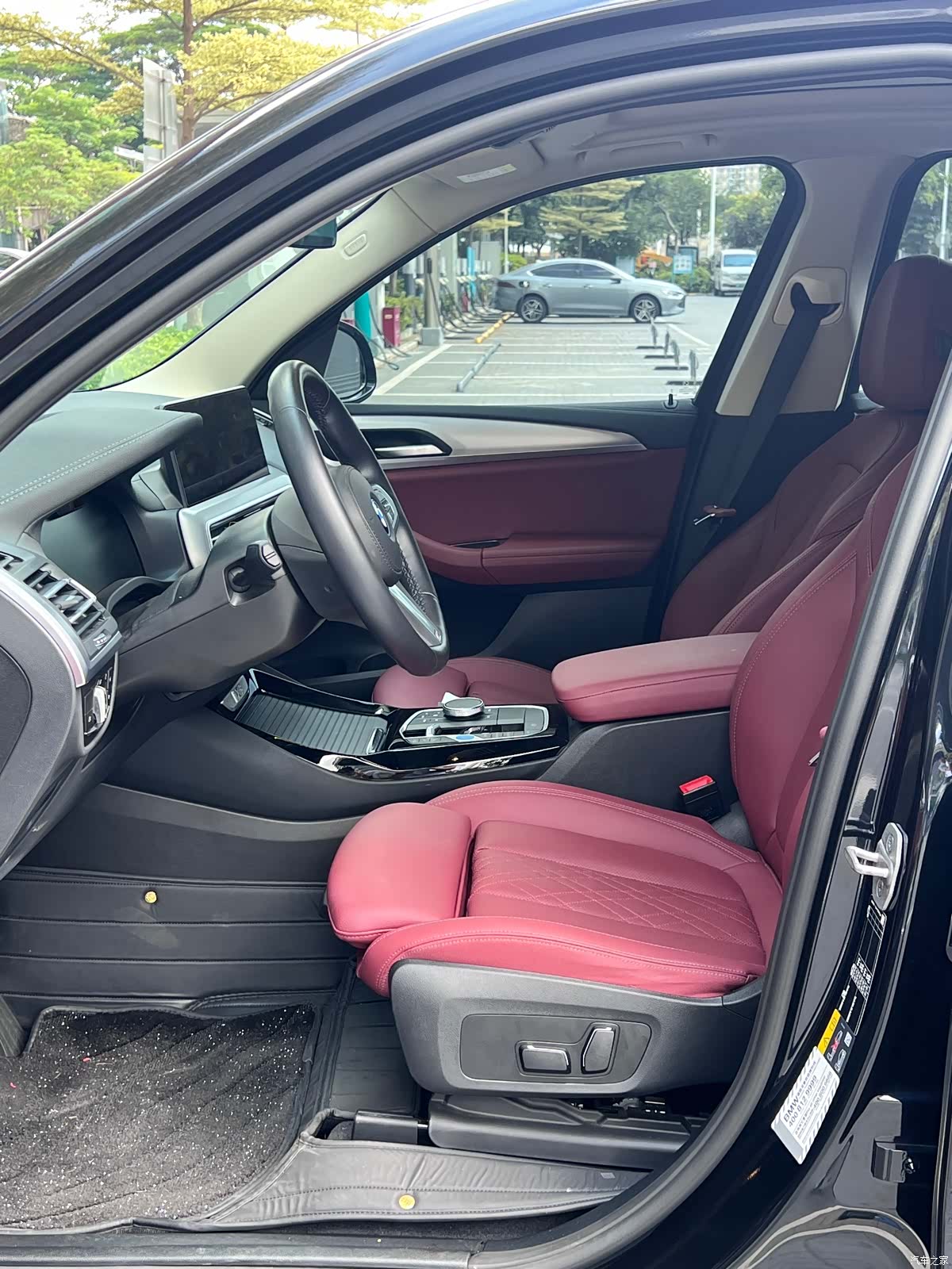 BMW iX3, 2024 11
