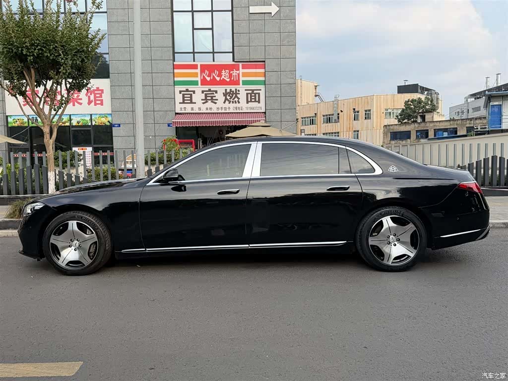 Maybach S-Class, 2021 3