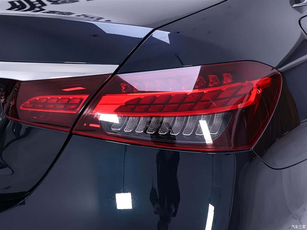 Mercedes-Benz E-Class, 2021 9