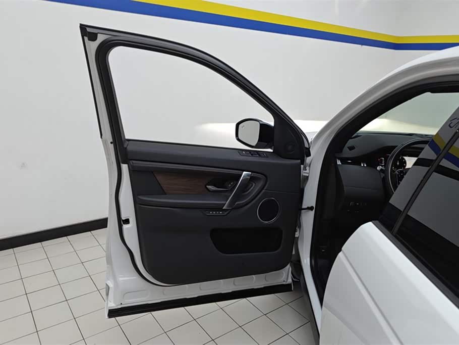 Land Rover Discover sports