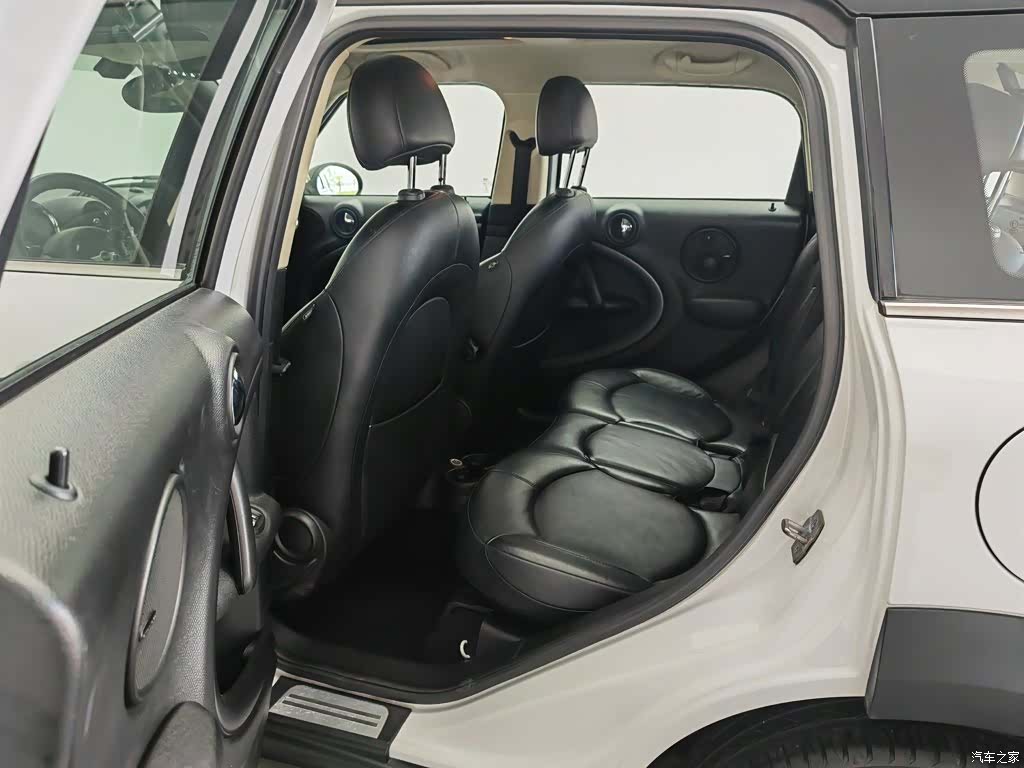 Mini Countryman, 2015 15