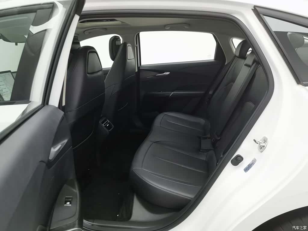 Changan NE, 2023 15