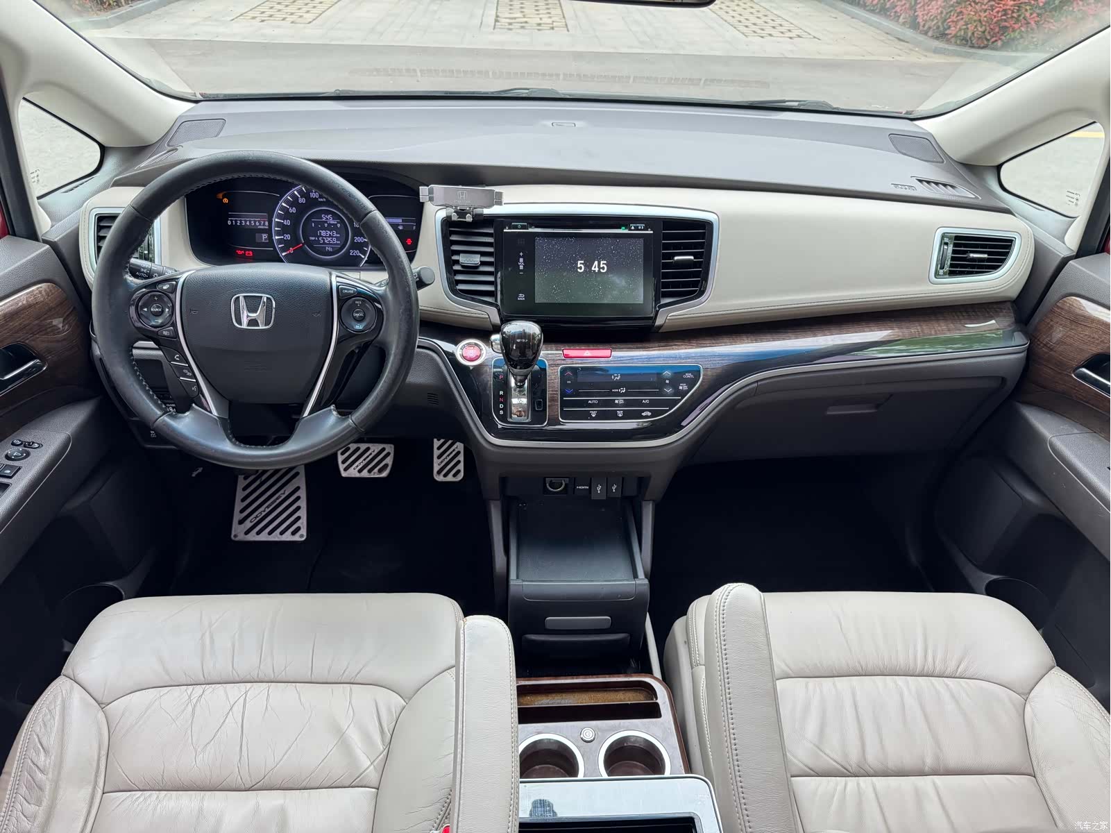 Honda Odyssey, 2015 7