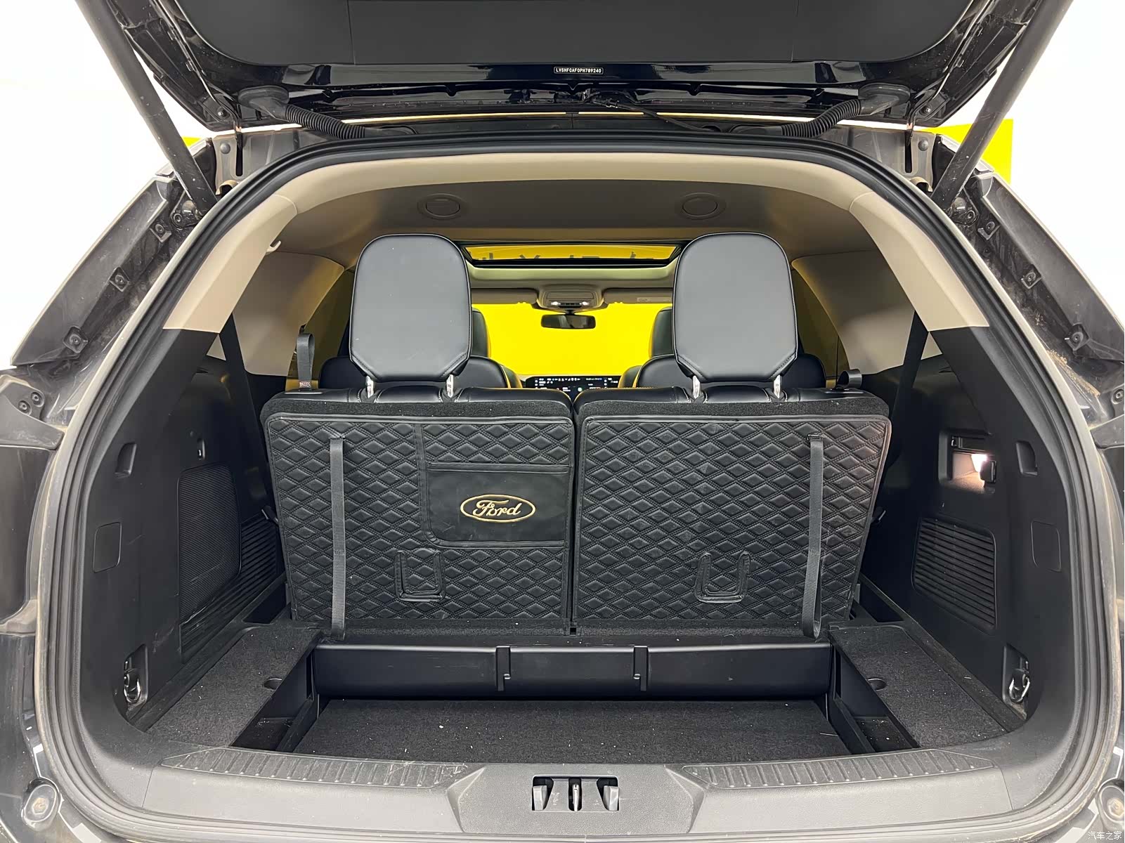 Ford Explorer, 2024 31
