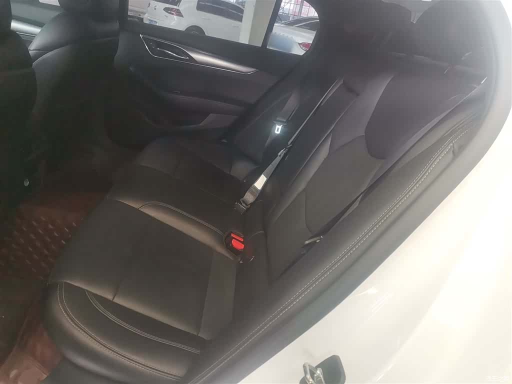 Cadillac CT5, 2022 17