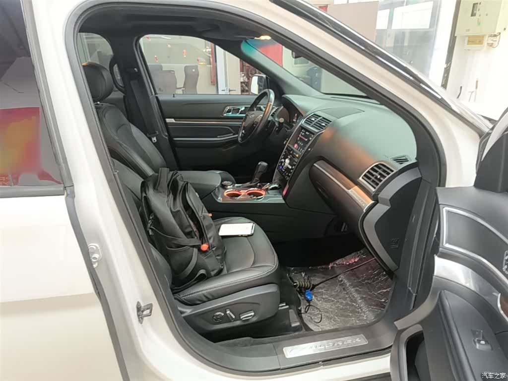 Ford Explorer, 2017 25