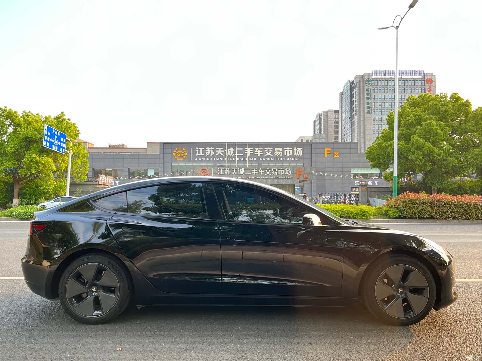 Tesla Model 3, 2023 6