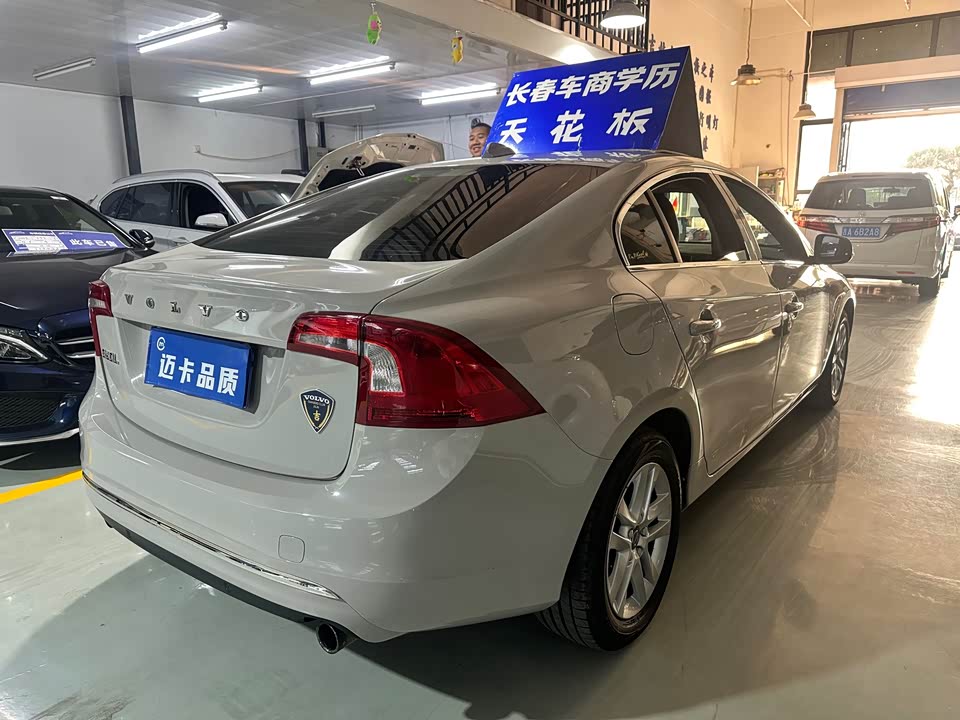Volvo S60