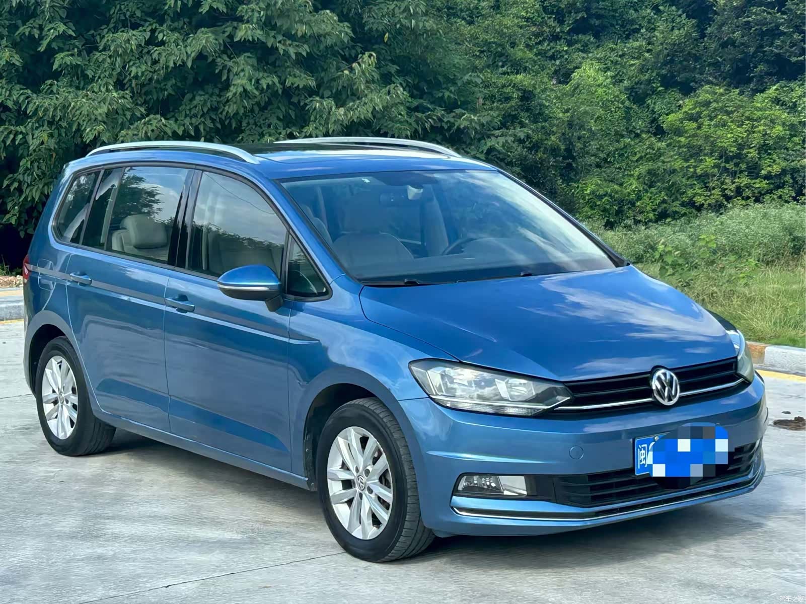 Volkswagen L, 2016 3