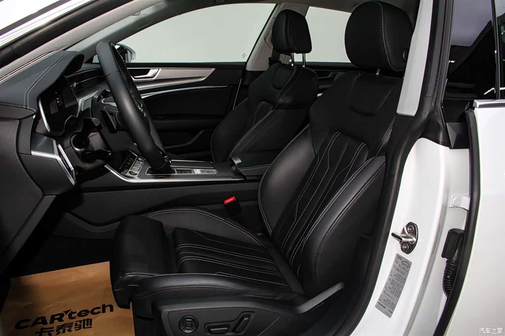Audi A7, 2025 11