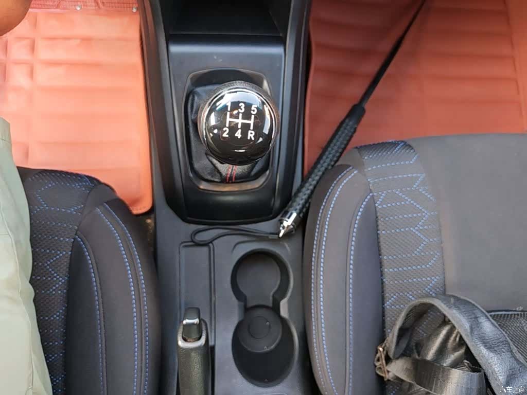 Wuling 310, 2017 14