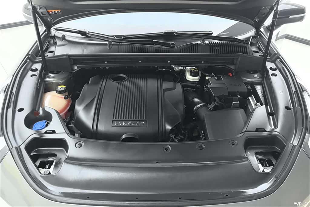 Lynk & Co 02, 2021 10