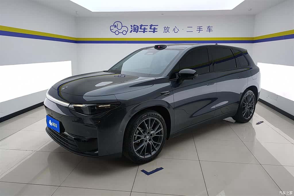 Leapmotor C10