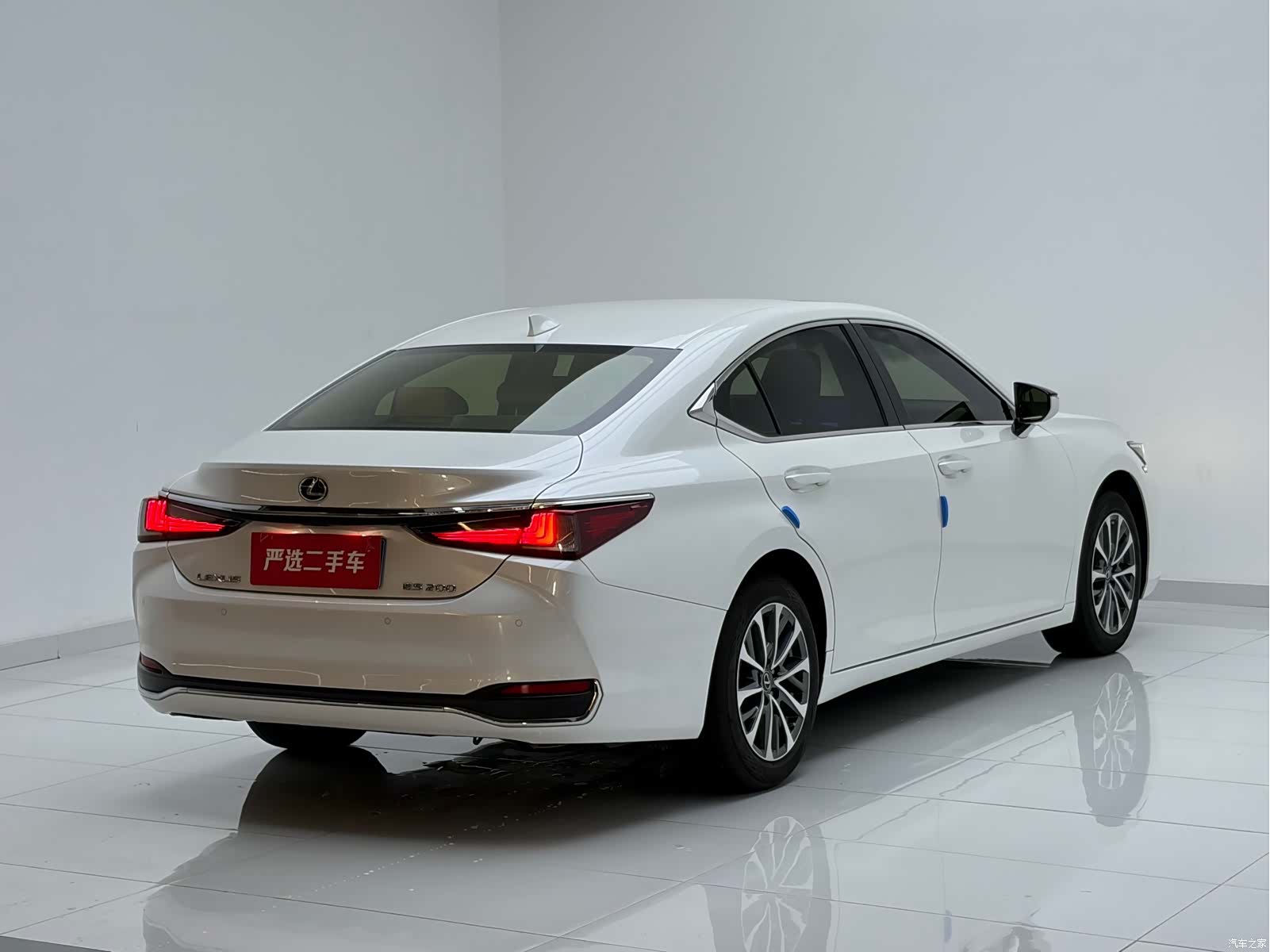 Lexus ES, 2024 7