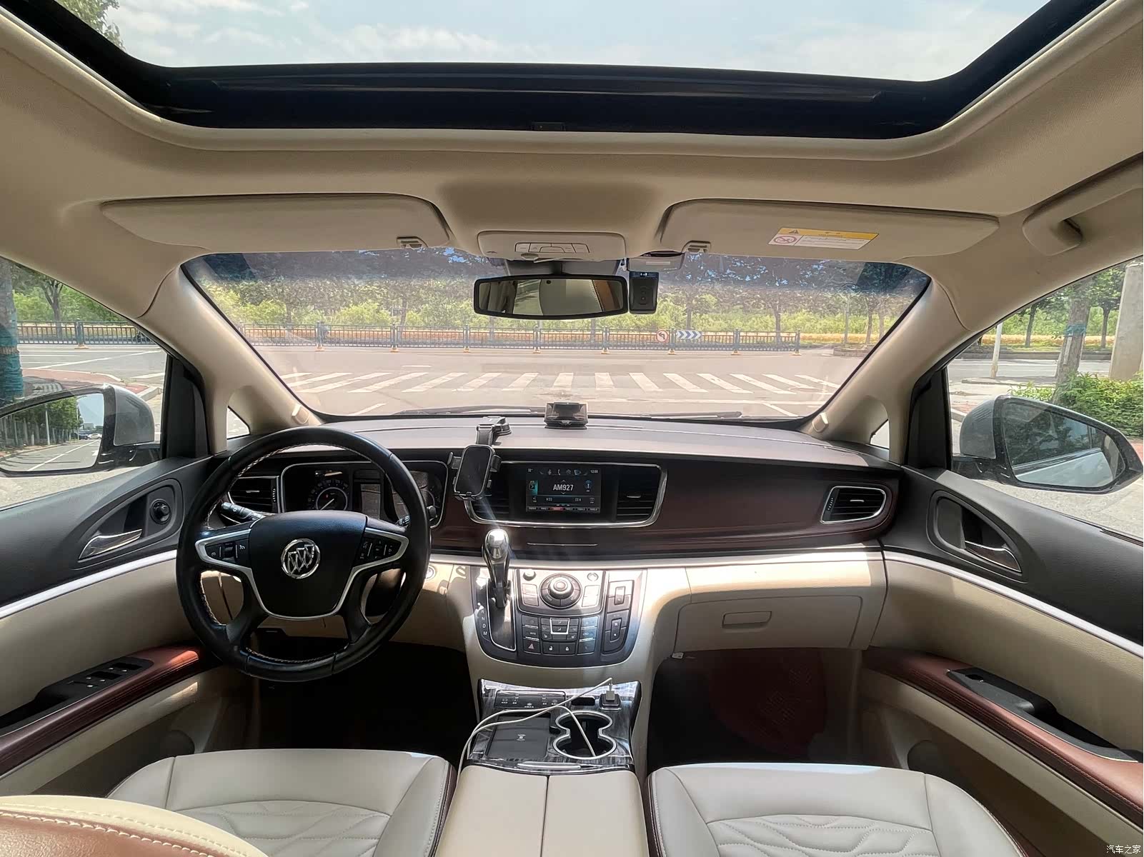 Buick GL8, 2019 7