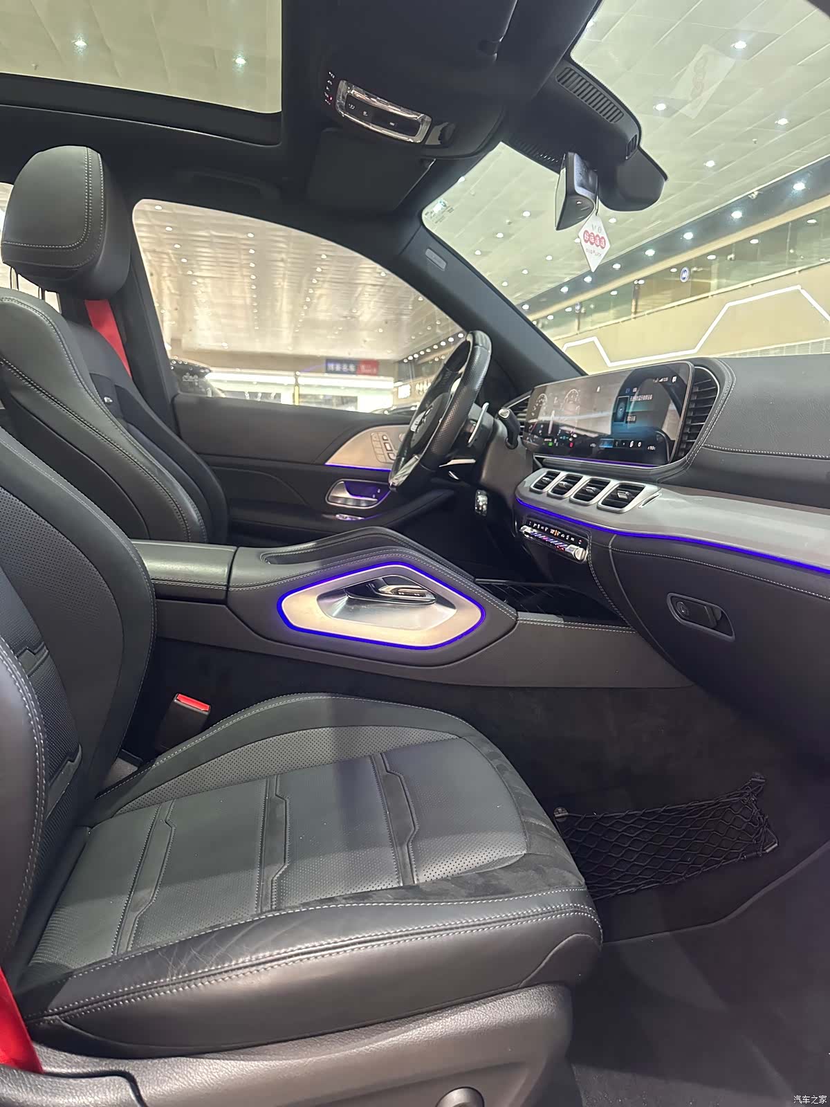 Mercedes-Benz GLE, 2022 все фото