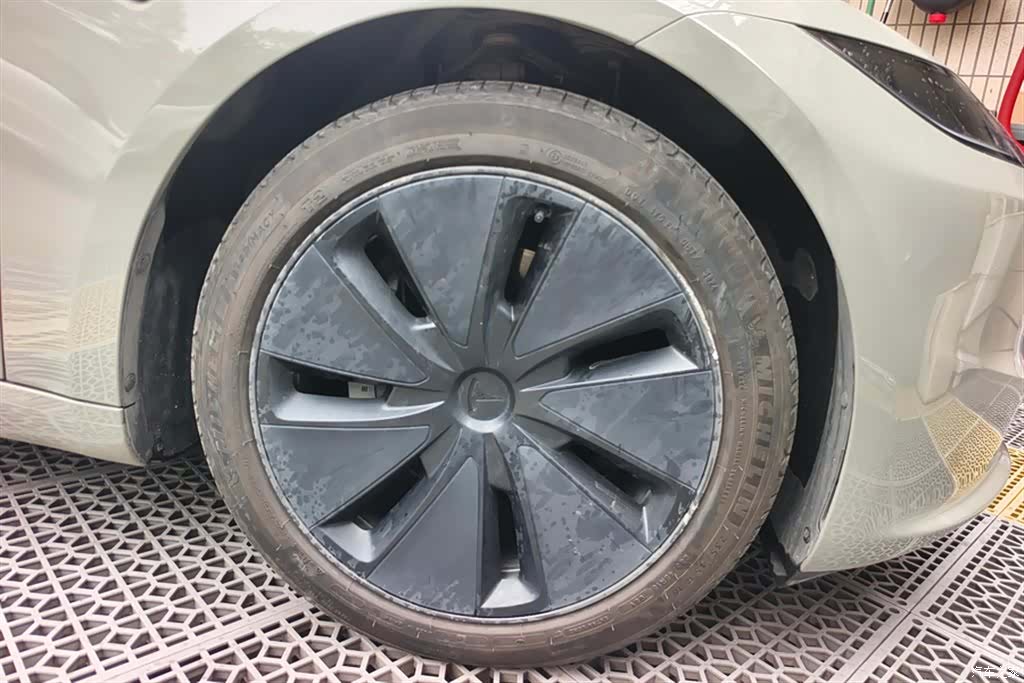 Tesla Model 3, 2024 6