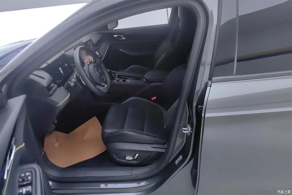 Lynk & Co 02, 2023 9