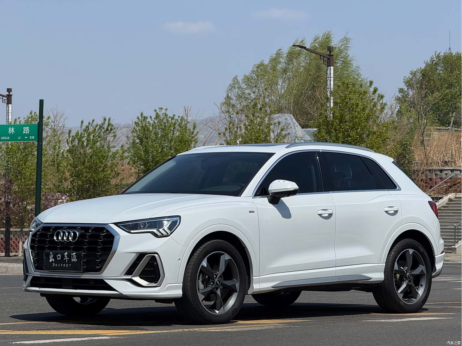 Audi Q3, 2022 3
